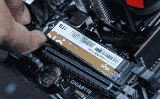 aigo国民好物固态硬盘P7000，PCIe4.0更快更稳更强