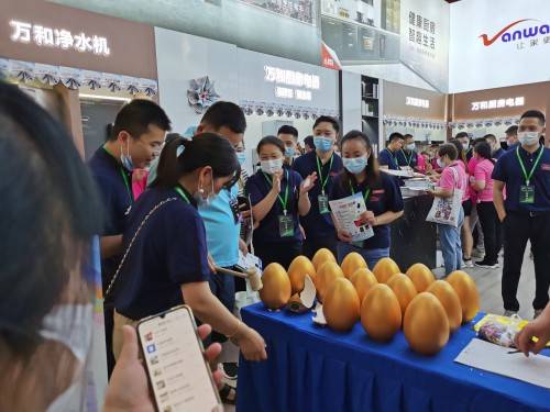 直击京东“星火计划”展销会 万和电气展区火爆