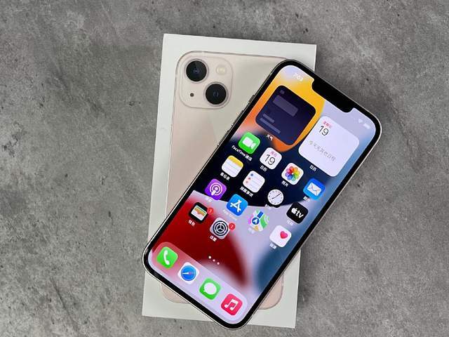 选华为P50Pro还是iPhone13Pro？5个方面比出差距，看完就不纠结了