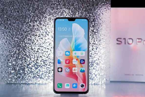 轻薄机身能为手机颜值带来多少提升？vivo S10 Pro图赏