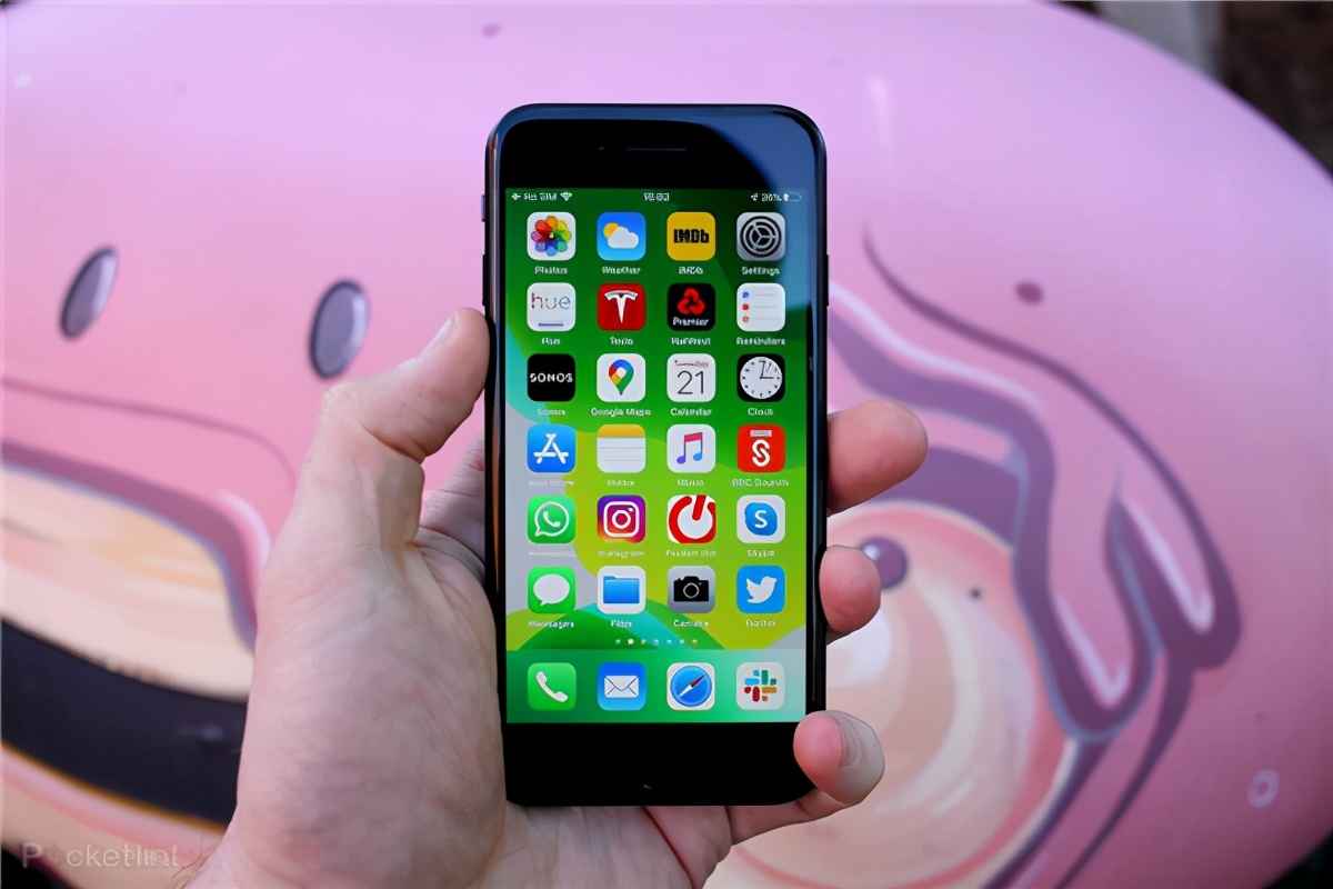 新款iPhone SE前瞻：屏幕尺寸更大 保留指纹