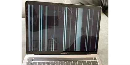 苹果最新款MacBook翻车：屏幕太坑、没法直视