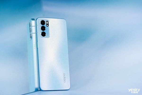 同是主打轻薄的拍照旗舰，OPPo Reno 6和vivo S10哪个更胜一筹？